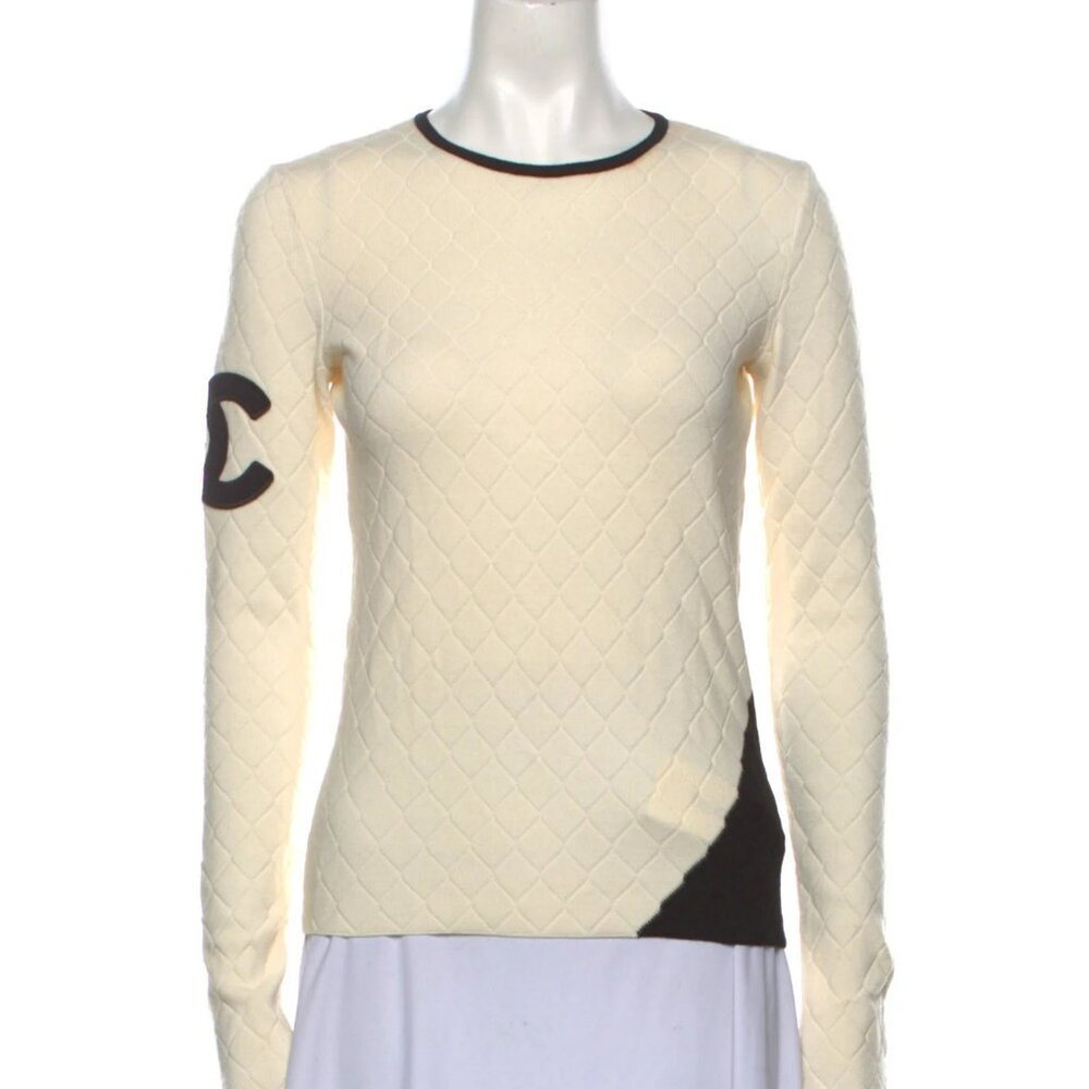 Chanel CC Logo Cambon Quilted  Sweater From 2005A Collection
